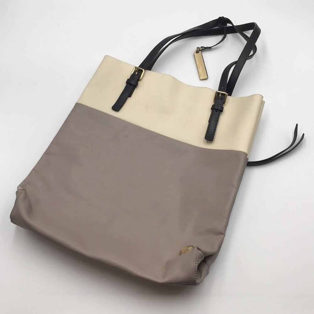 Vince Camuto gray leather tote bag 2 comp+pocket